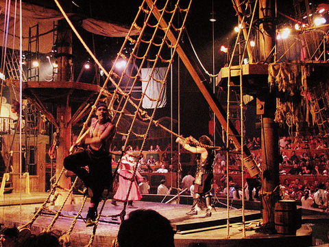 Pirate's Dinner Theatre